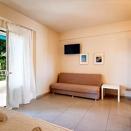 Sun George Hotel Methone